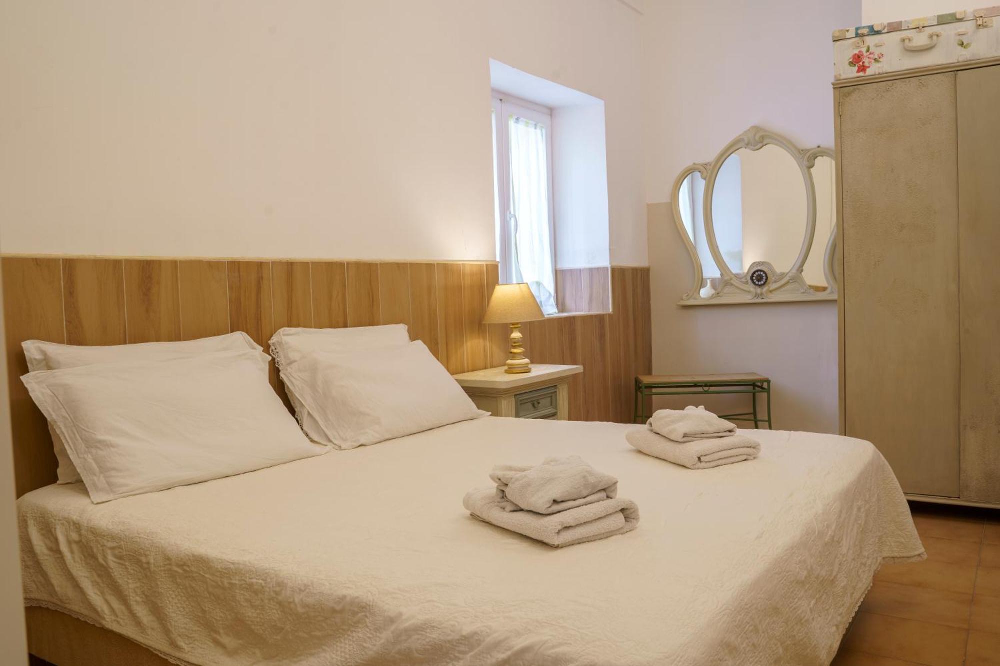 Il Panorama Housing Cilento Aparthotel Santa Maria di Castellabate Eksteriør bilde